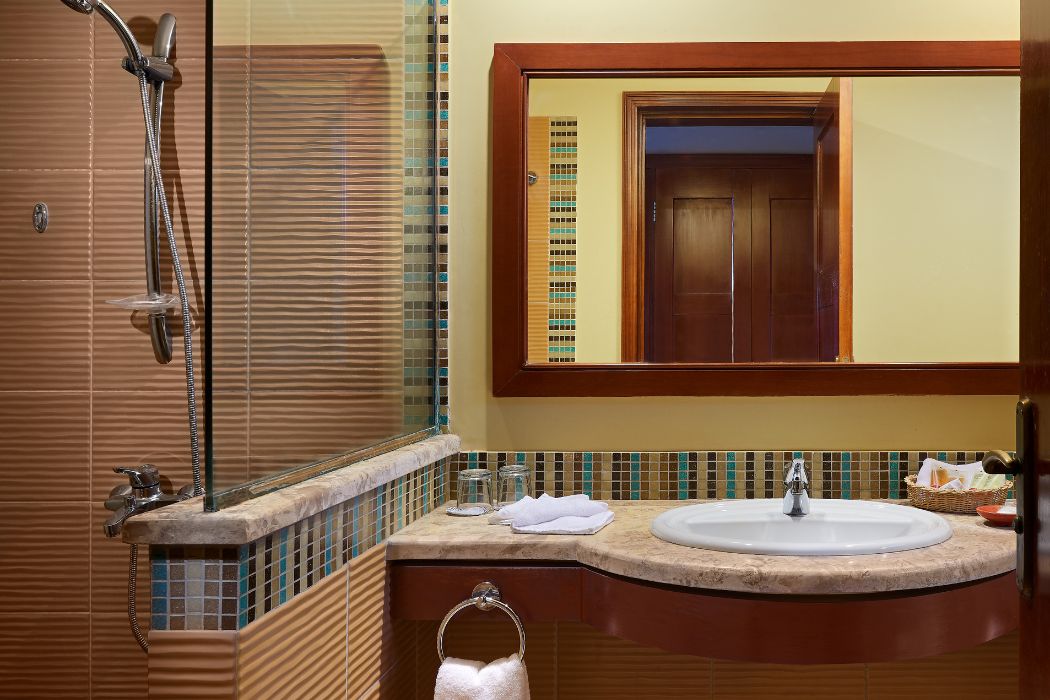Mosaique Beach Resort Spa Bathroom